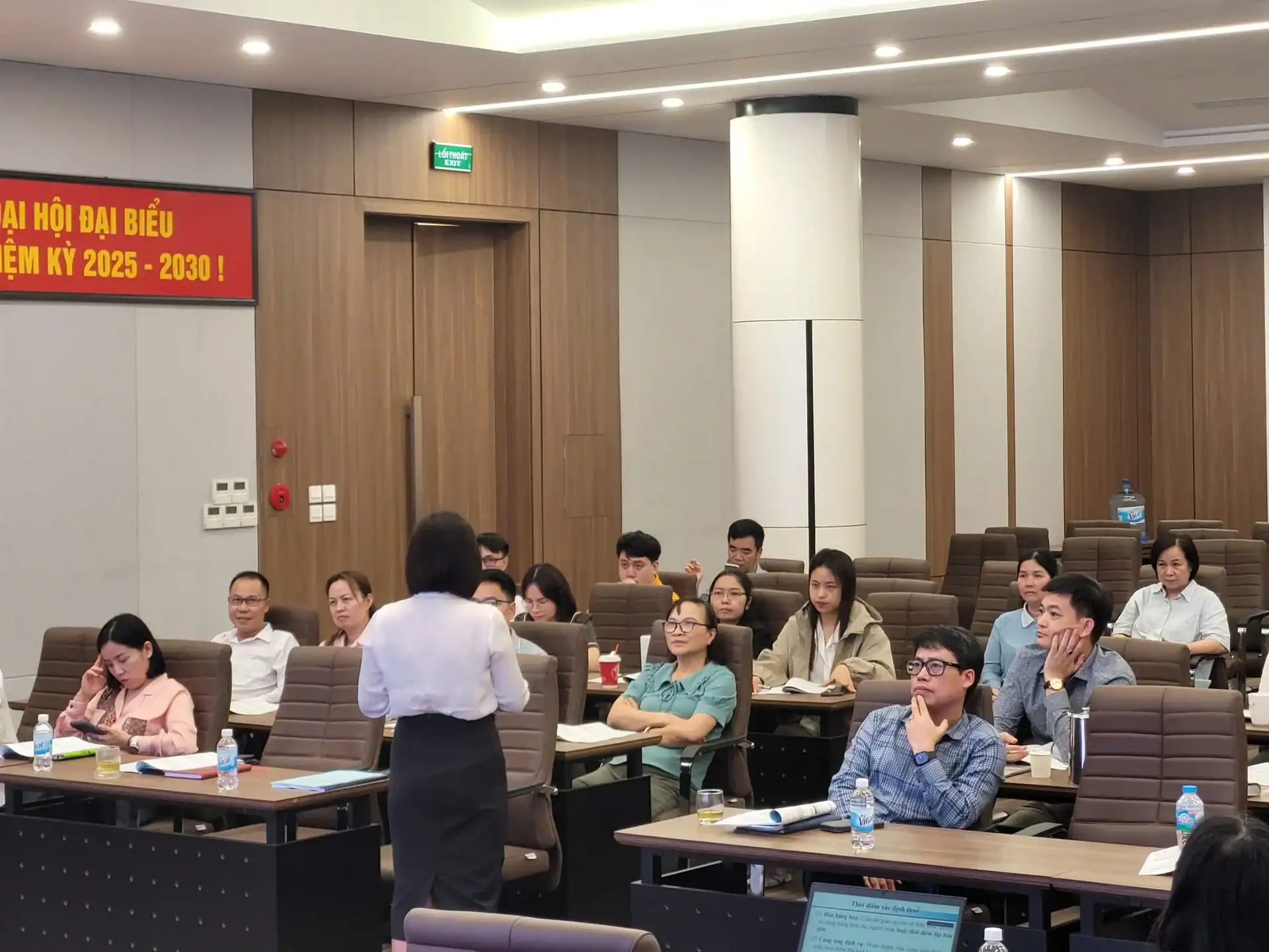 TỔNG CÔNG TY SÔNG ĐÀ TRIỂN KHAI CHƯƠNG TRÌNH ĐÀO TẠO TIN HỌC VĂN PHÒNG WORD – EXCEL – POWERPOINT CHO CÁN BỘ NHÂN VIÊN