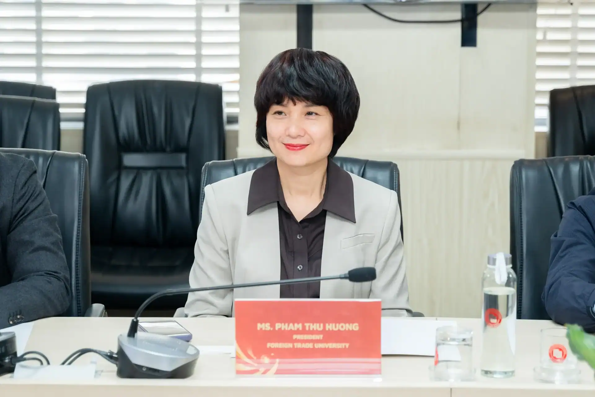 [RECAP] LỄ KÝ KẾT BIÊN BẢN GHI NHỚ HỢP TÁC TRƯỜNG ĐẠI HỌC NGOẠI THƯƠNG VÀ CÔNG TY TƯ VẤN QUẢN LÝ HÀN QUỐC (KMAC) 