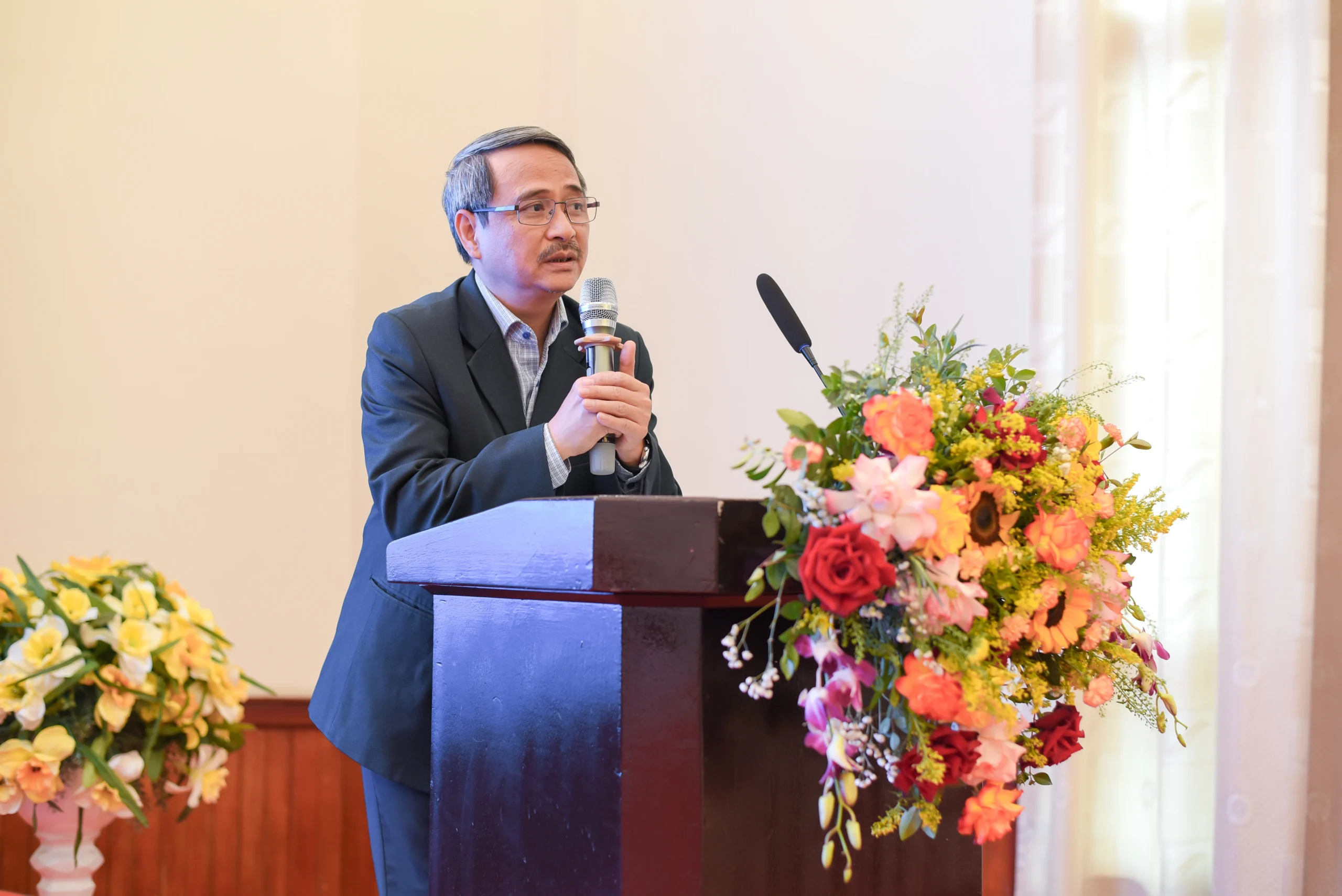 [TỔNG KẾT CHUỖI SỰ KIỆN] CÔNG BỐ BÁO CÁO ĐÁNH GIÁ TÁC ĐỘNG CỦA HIỆP ĐỊNH THƯƠNG MẠI TỰ DO VIỆT NAM – EFTA (VEFTA) & GẶP GỠ CUỐI NĂM 2025: CHIA SẺ KINH NGHIỆM – GẮN KẾT NGOẠI THƯƠNG CÙNG CỘNG ĐỒNG DOANH NGHIỆP