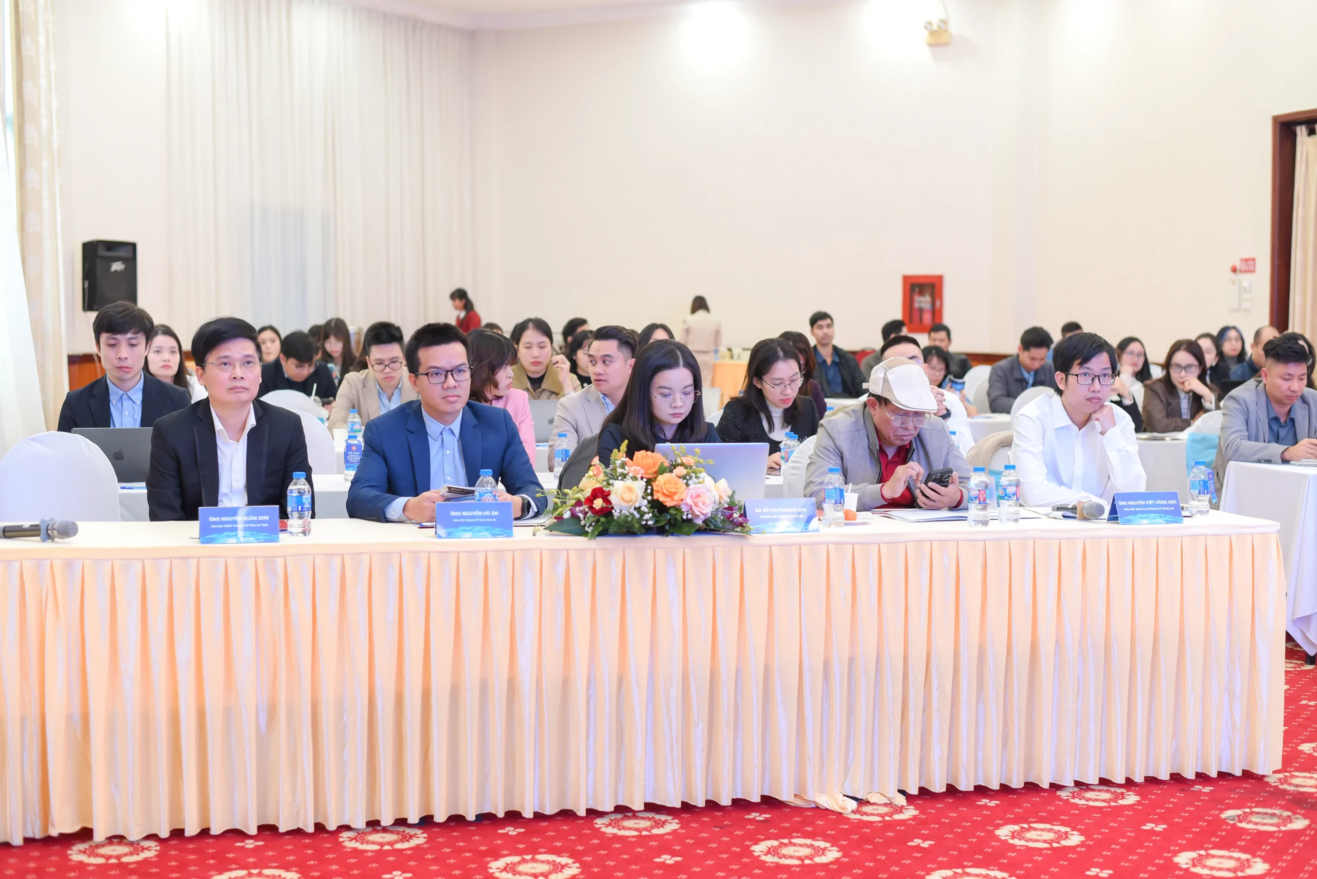 [TỔNG KẾT CHUỖI SỰ KIỆN] CÔNG BỐ BÁO CÁO ĐÁNH GIÁ TÁC ĐỘNG CỦA HIỆP ĐỊNH THƯƠNG MẠI TỰ DO VIỆT NAM – EFTA (VEFTA) & GẶP GỠ CUỐI NĂM 2025: CHIA SẺ KINH NGHIỆM – GẮN KẾT NGOẠI THƯƠNG CÙNG CỘNG ĐỒNG DOANH NGHIỆP