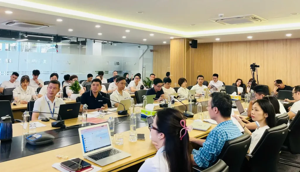 KHÓA HỌC QUẢN TRỊ TOÀN DIỆN CHO ĐỘI NGŨ QUẢN LÝ CẤP TRUNG TRONG KỶ NGUYÊN SỐ