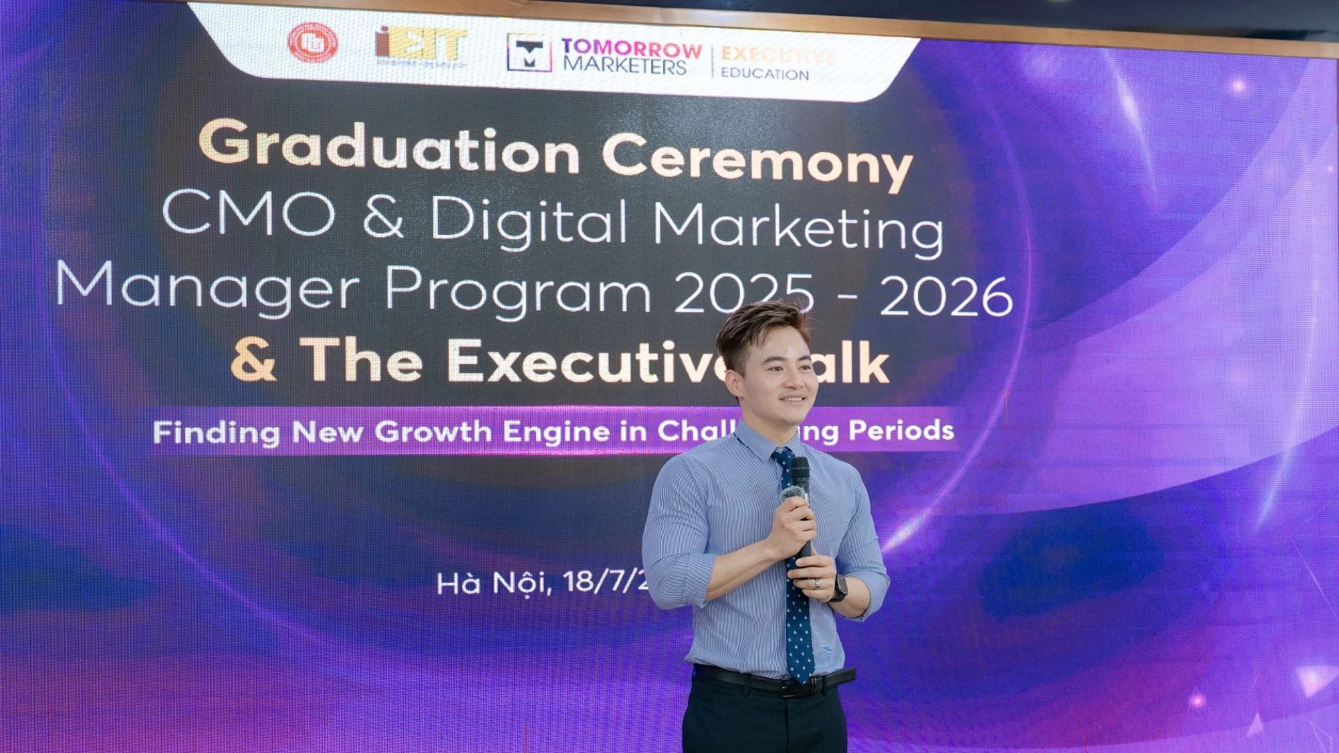 [RECAP] LỄ TRAO CHỨNG NHẬN KHÓA HỌC CMO & DIGITAL MARKETING MANAGER PROGRAM 
