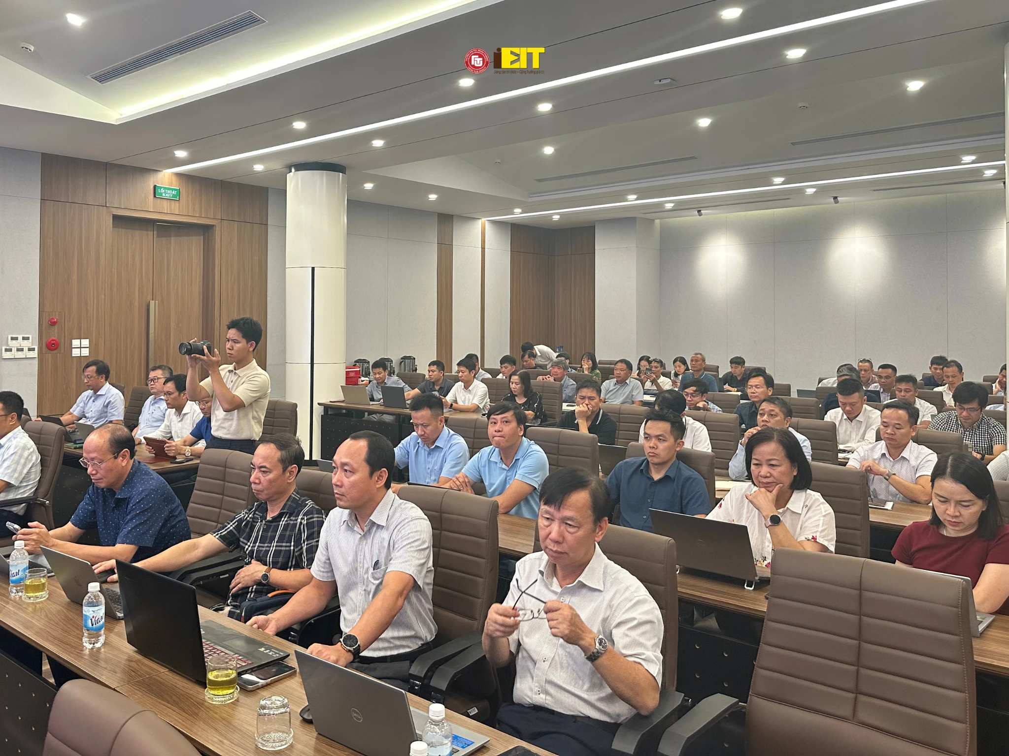 [RECAP] CHƯƠNG TRÌNH ĐÀO TẠO “QUẢN TRỊ CHUYỂN ĐỔI SỐ TRONG DOANH NGHIỆP – ỨNG DỤNG MICROSOFT 365 XÂY DỰNG MÔI TRƯỜNG LÀM VIỆC SỐ VÀ NÂNG CAO HIỆU QUẢ QUẢN TRỊ” TẠI TỔNG CÔNG TY SÔNG ĐÀ 