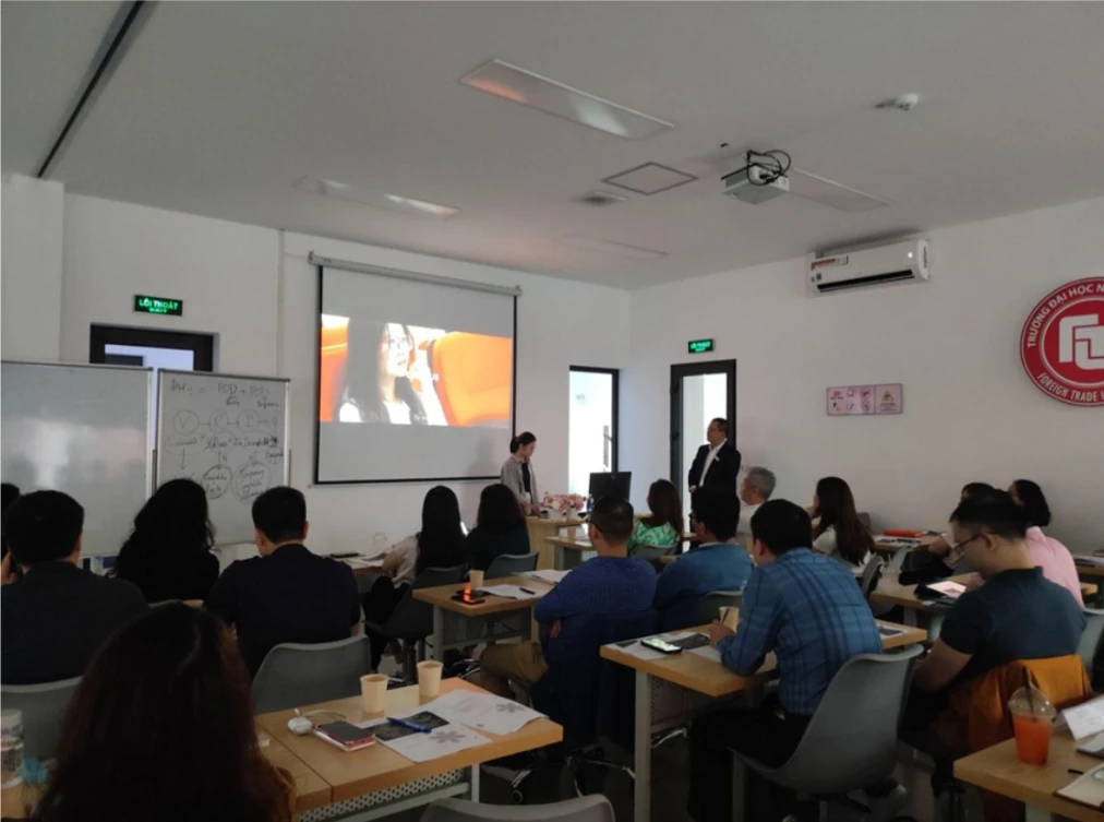 CHƯƠNG TRÌNH ĐÀO TẠO XÂY DỰNG VÀ TRIỂN KHAI CHIẾN LƯỢC KINH DOANH NĂM 2027